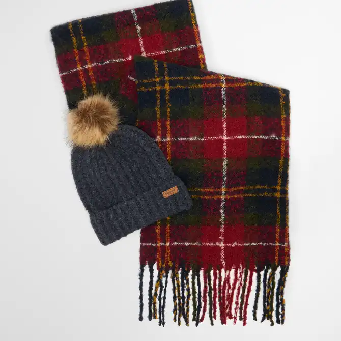 Barbour Saltburn Beanie & Tartan Scarf Gift Set Winterberry Tartan
