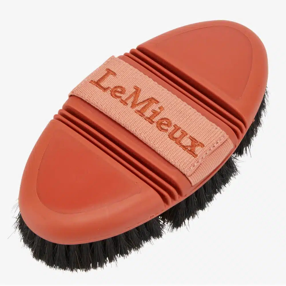 flexi horse hair body brush apricot
