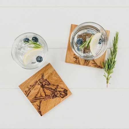 Selbrae House Etched Horse Oak Coasters (Set Of 2)