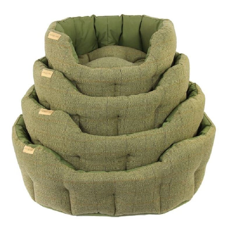 Earthbound Traditional Tweed Waterproof Dog Bed